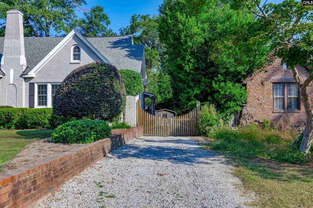 219 Haynsworth Street Photo 9