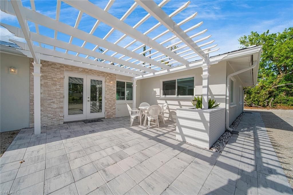 4639 Brainard Bayou Rd, Sanibel, FL 33957 Photo
