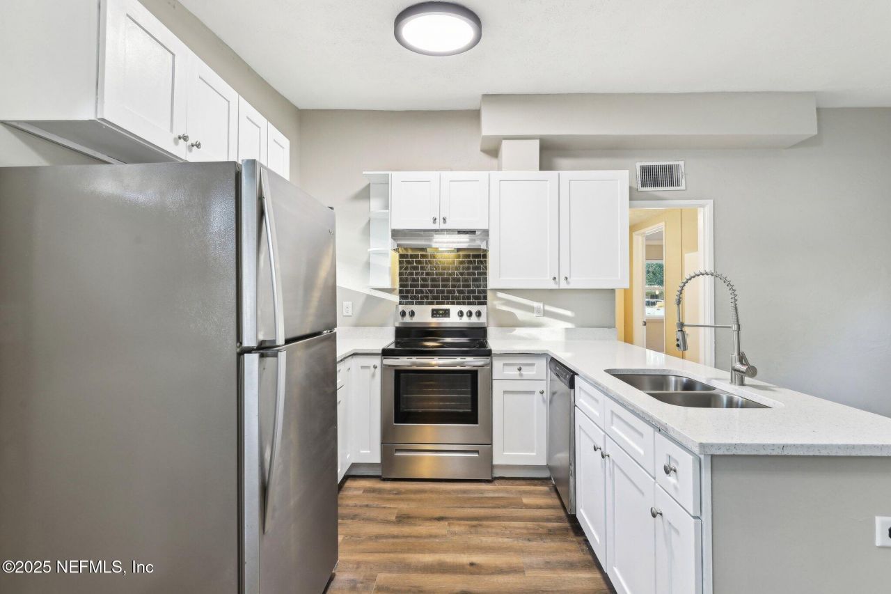1268 King Arthur Road, Jacksonville, FL 32211 Photo