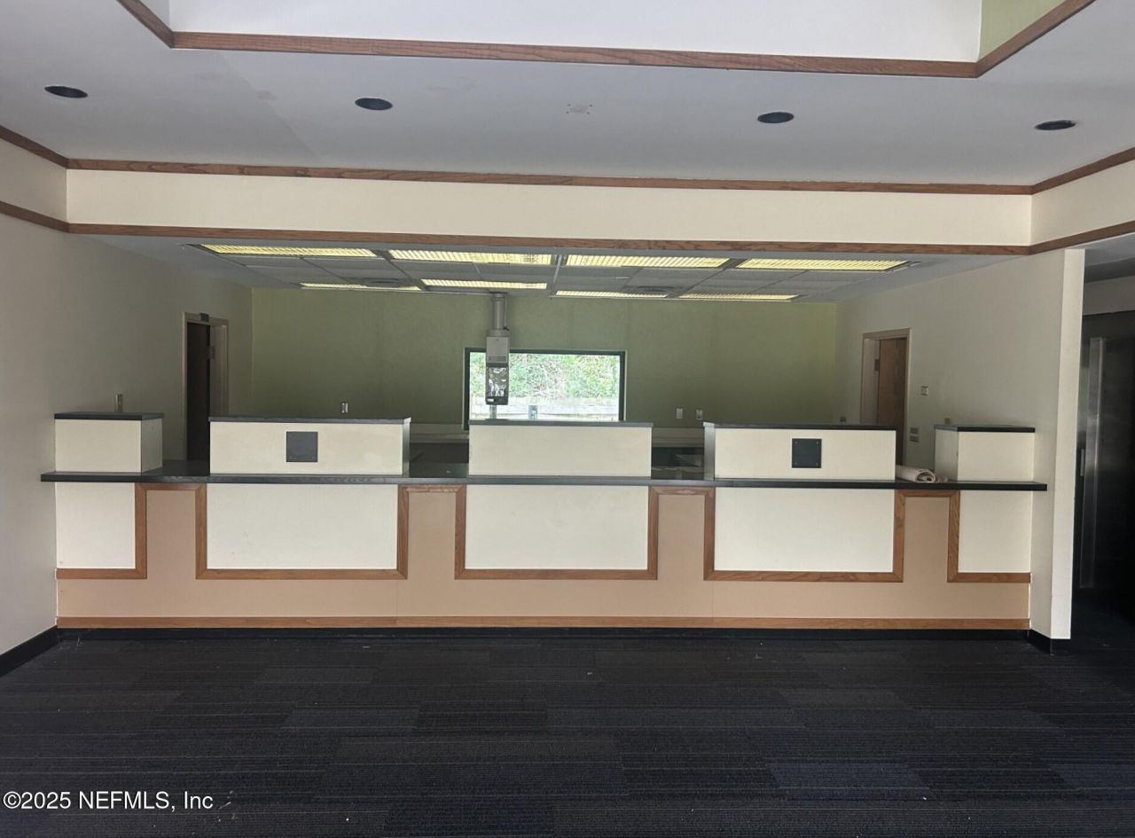 350 N Summit Street, Crescent City, FL 32112 Photo