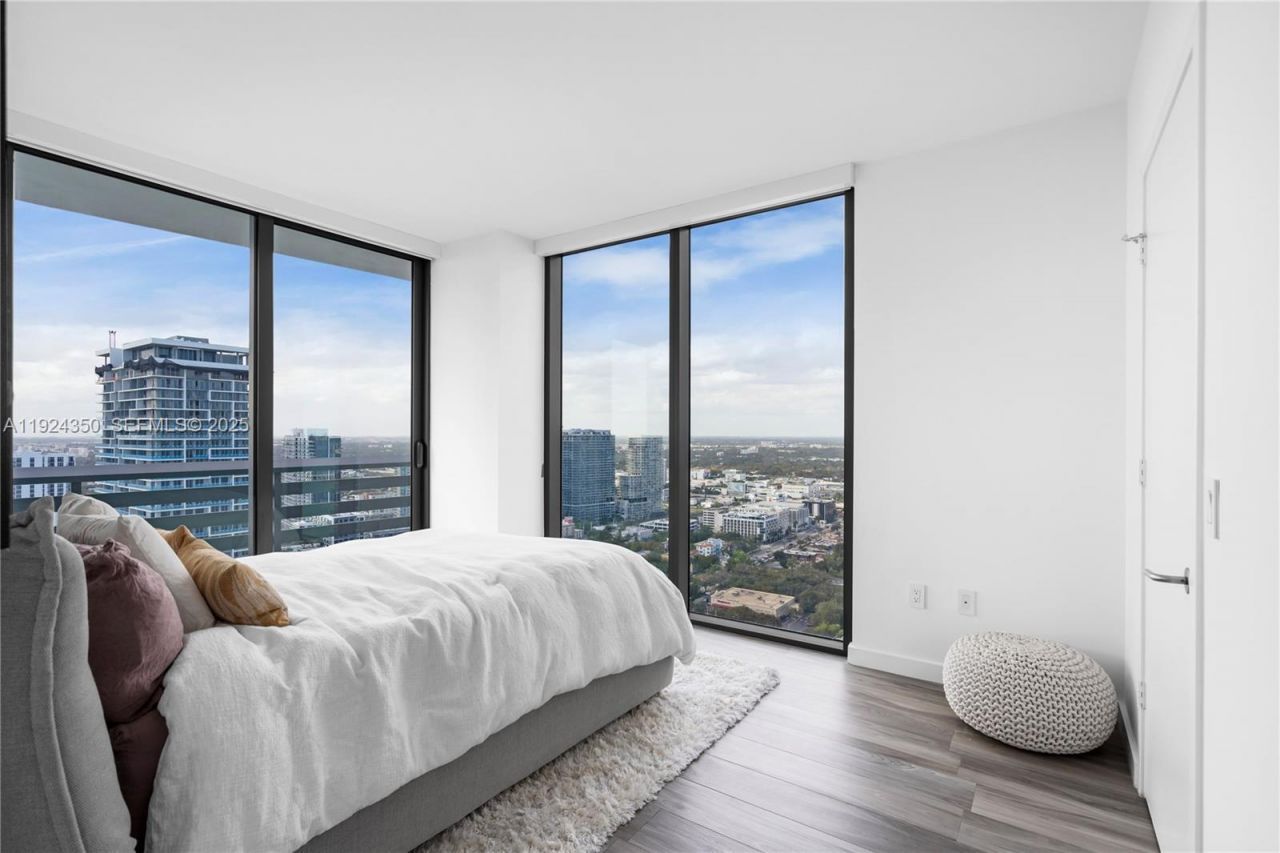 460 NE 28th St, Unit 3601, Miami, FL 33137 Photo