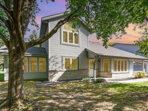 2523 Sumac Ridge, White Bear Lake, MN 55110