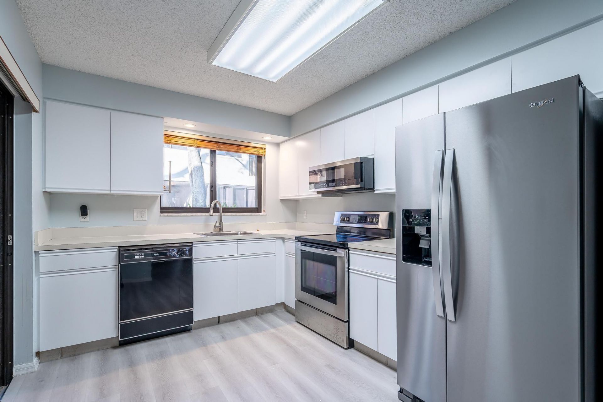 3351 Emerald Oaks Drive, Unit 103, Hollywood, FL 33021 Photo