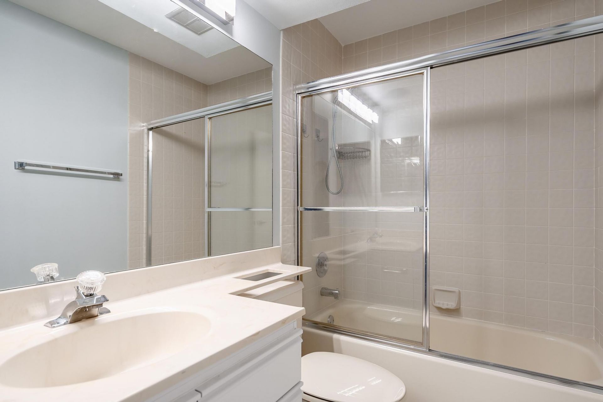 3351 Emerald Oaks Drive, Unit 103, Hollywood, FL 33021 Photo