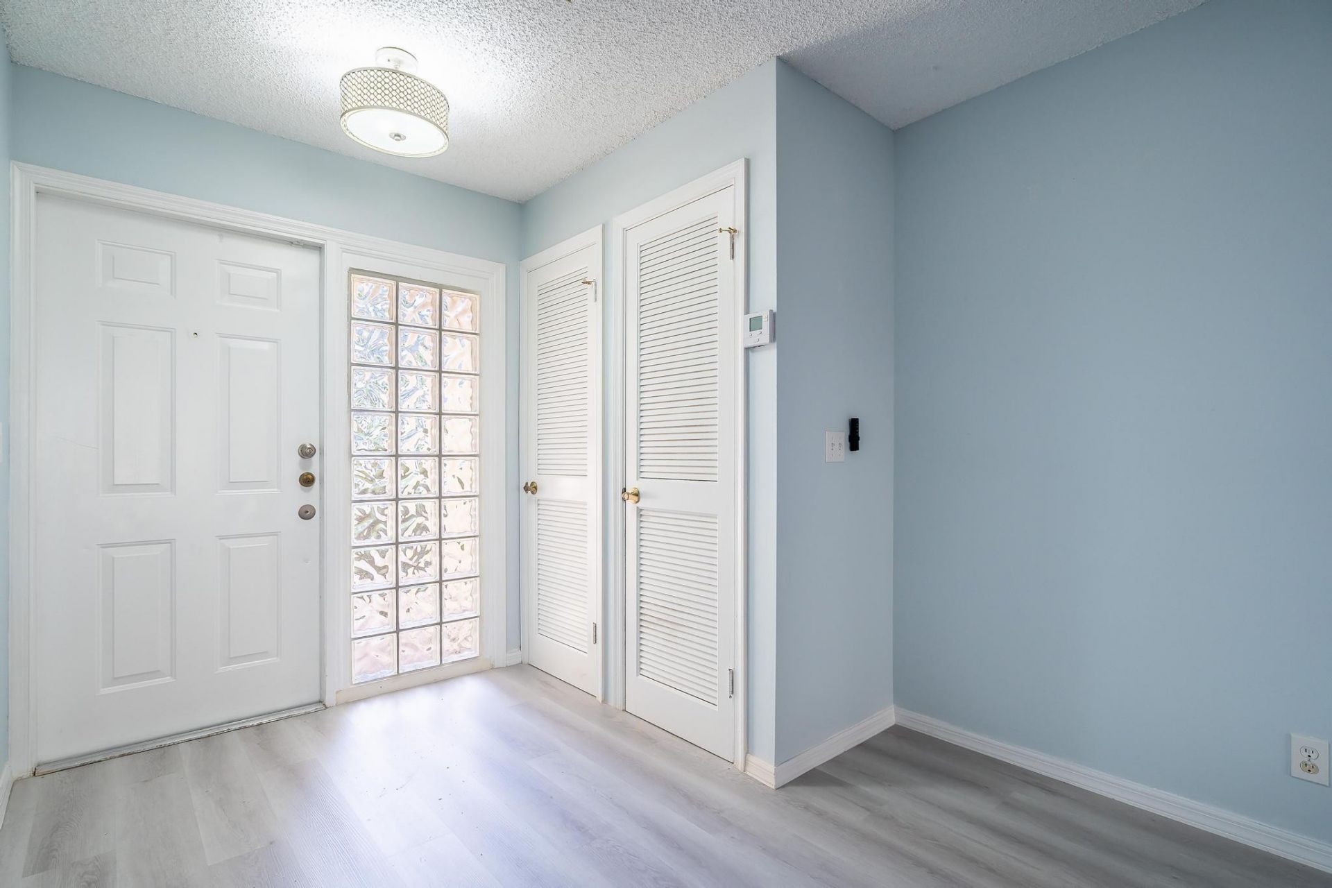 3351 Emerald Oaks Drive, Unit 103, Hollywood, FL 33021 Photo