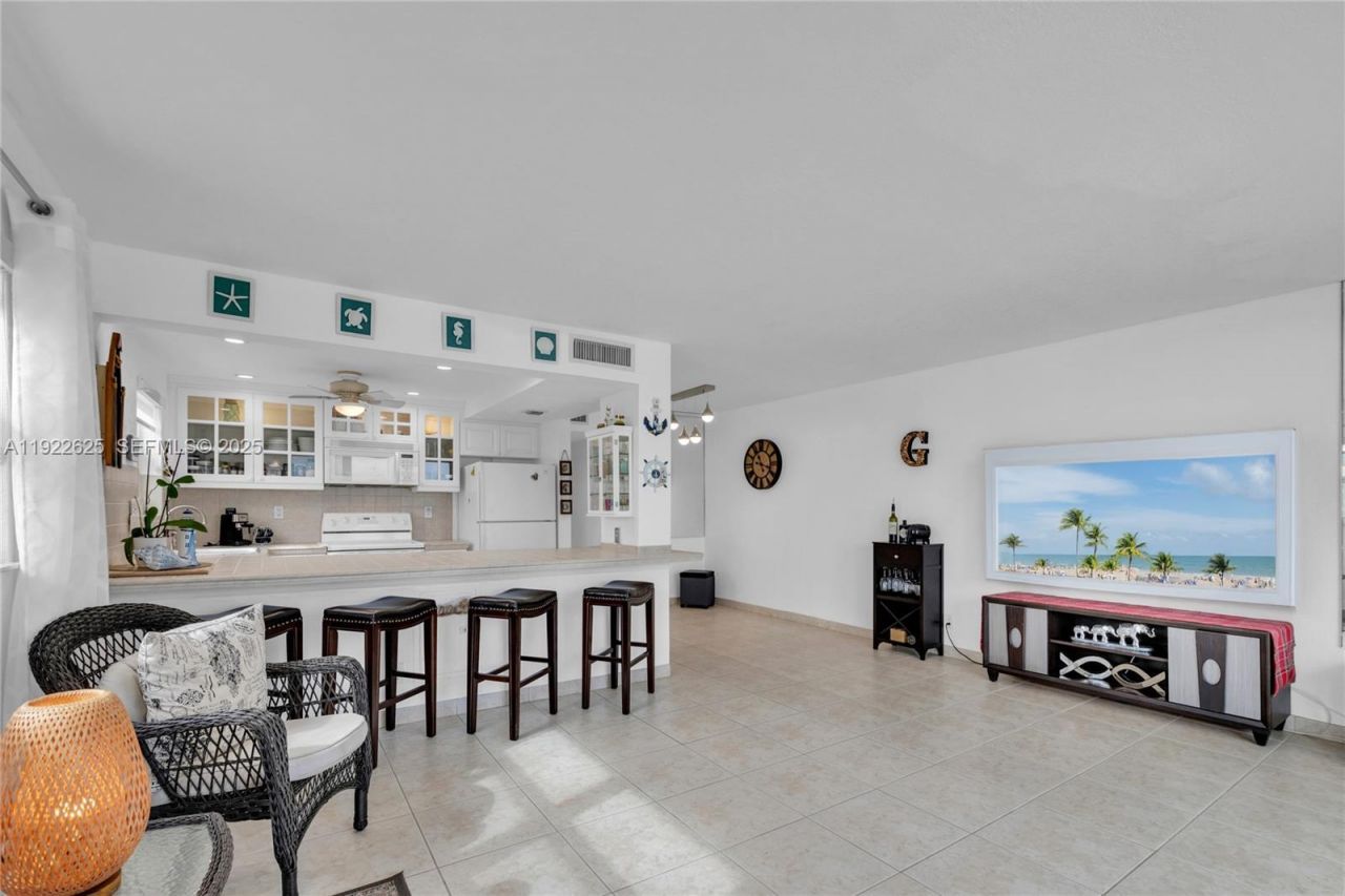 400 N Surf Rd, Unit 506, Hollywood, FL 33019 Photo