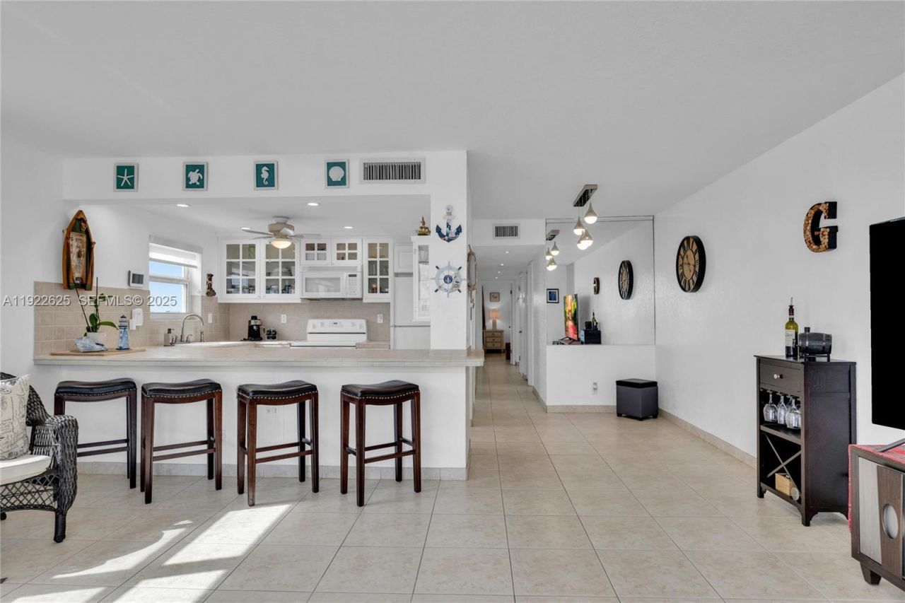 400 N Surf Rd, Unit 506, Hollywood, FL 33019 Photo