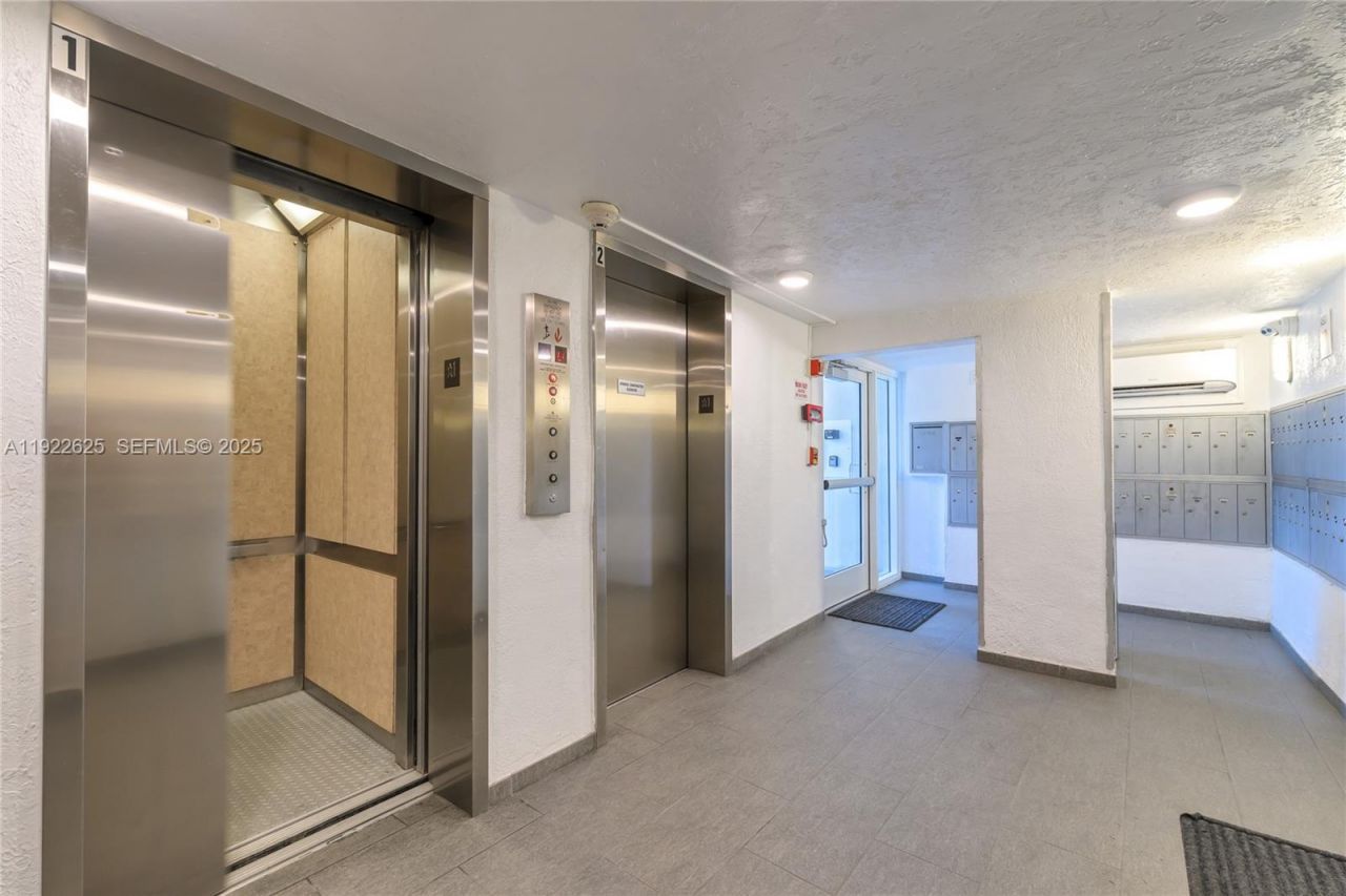 400 N Surf Rd, Unit 506, Hollywood, FL 33019 Photo