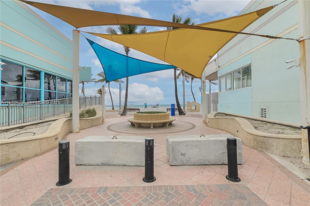 400 N Surf Rd, Unit 506, Hollywood, FL 33019 Photo