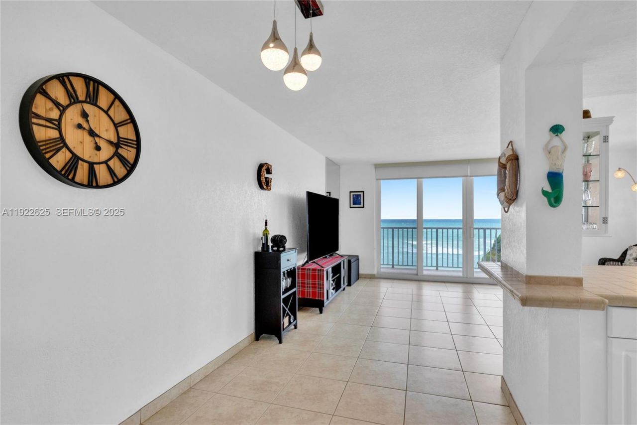 400 N Surf Rd, Unit 506, Hollywood, FL 33019 Photo