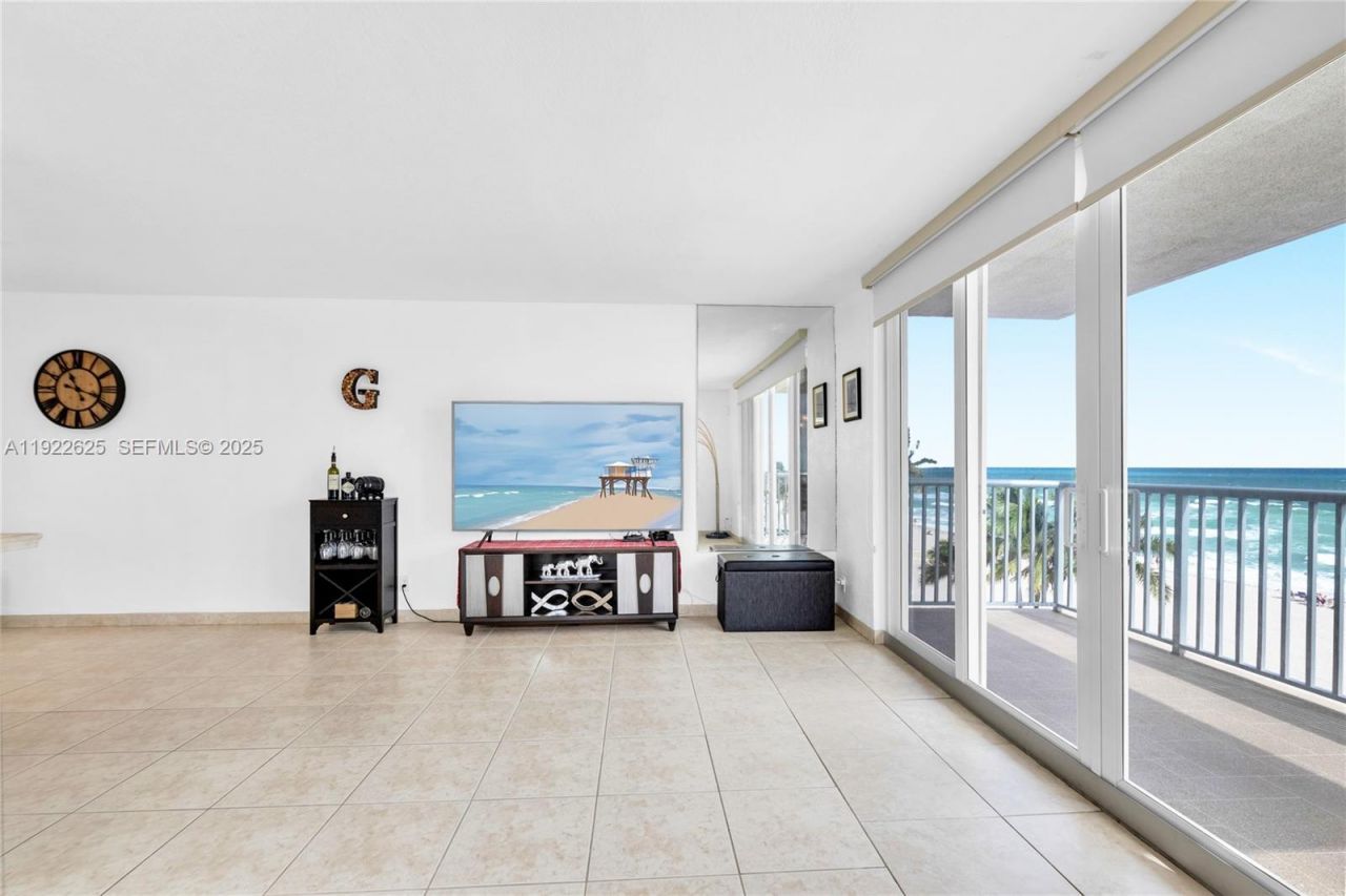 400 N Surf Rd, Unit 506, Hollywood, FL 33019 Photo
