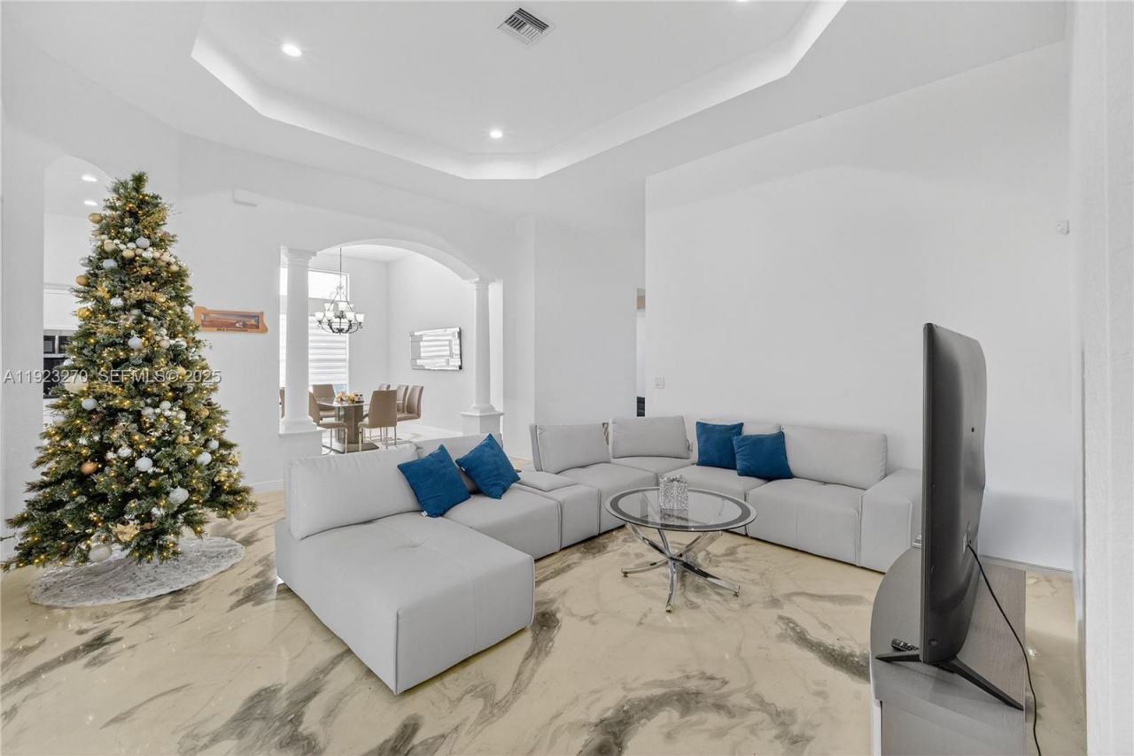 4988 SW 183rd Ave, Miramar, FL 33029 Photo