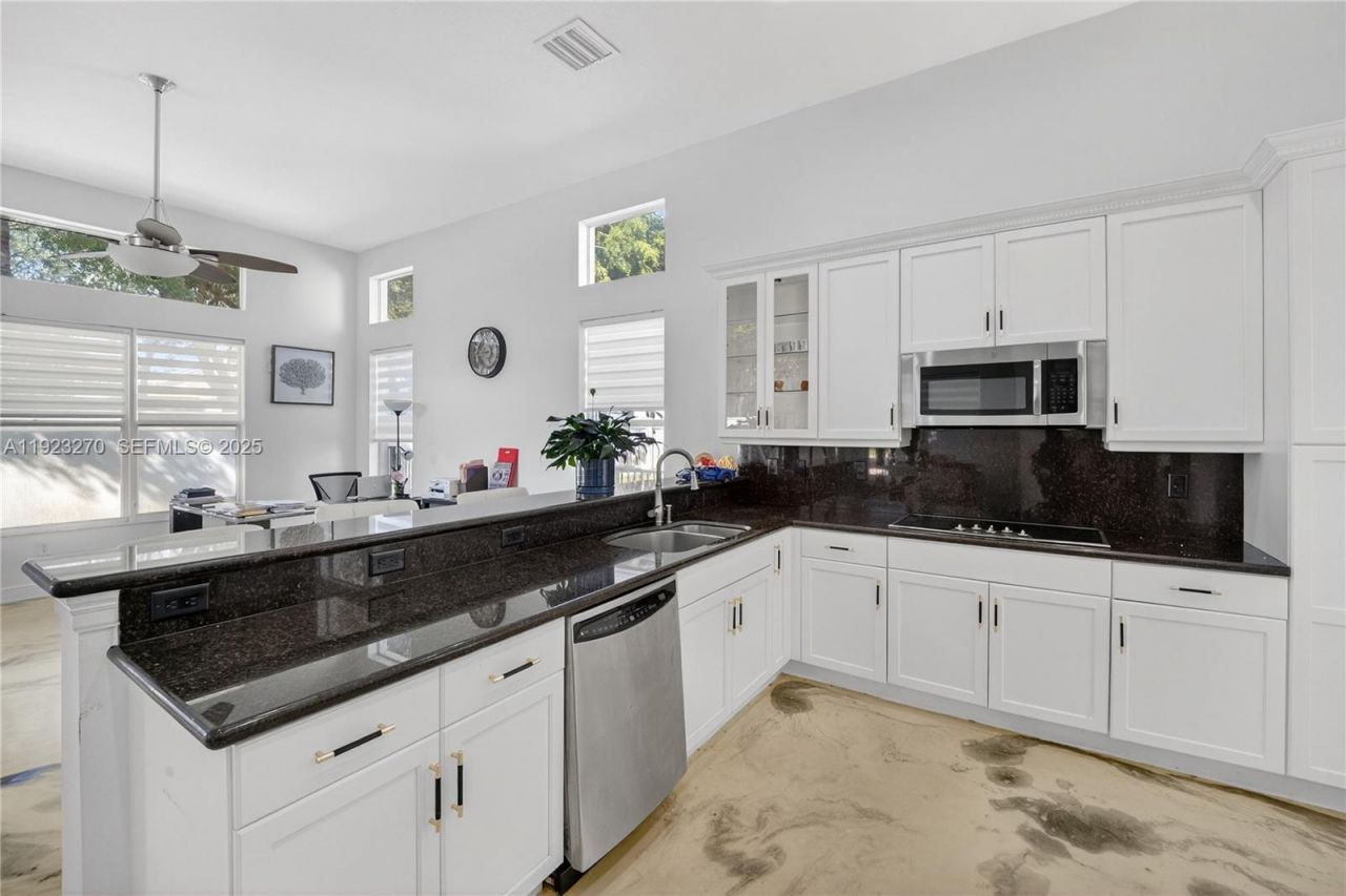 4988 SW 183rd Ave, Miramar, FL 33029 Photo