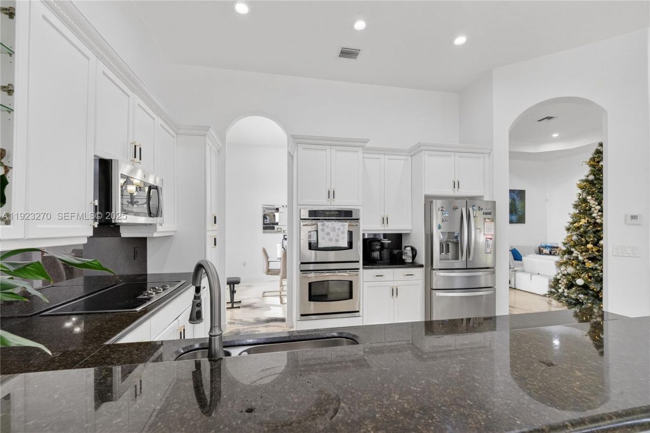 4988 SW 183rd Ave, Miramar, FL 33029 Photo