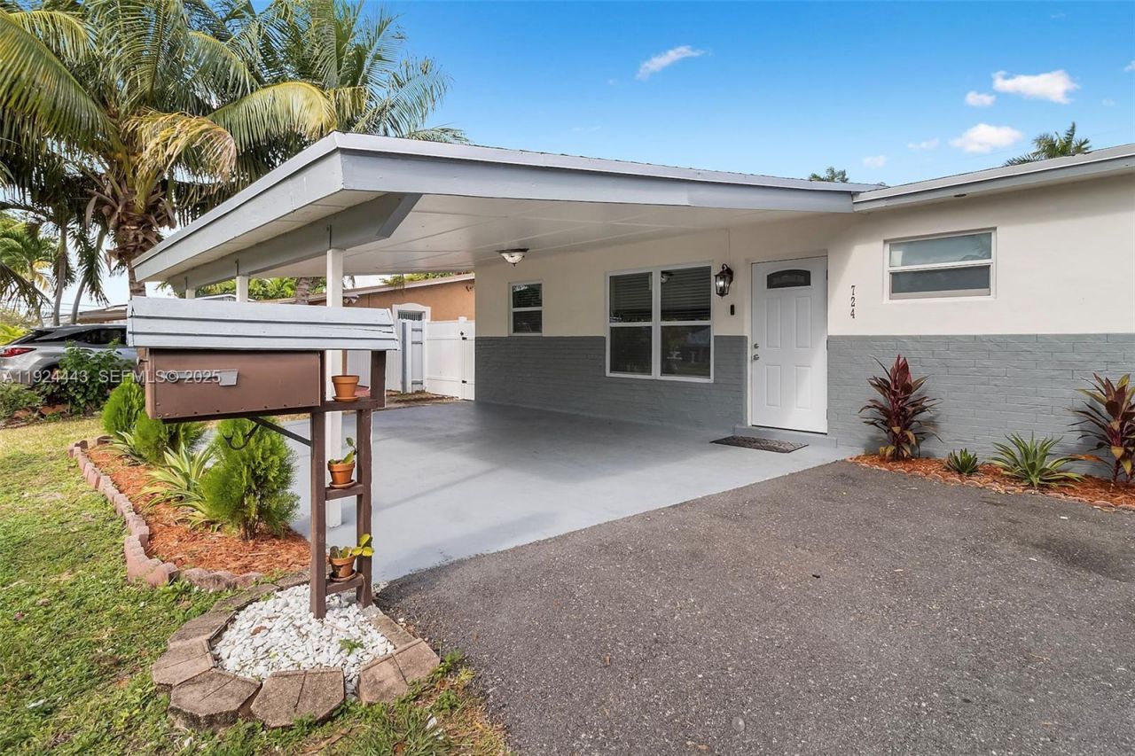 724 SW 4th Ct, Hallandale Beach, FL 33009 Photo