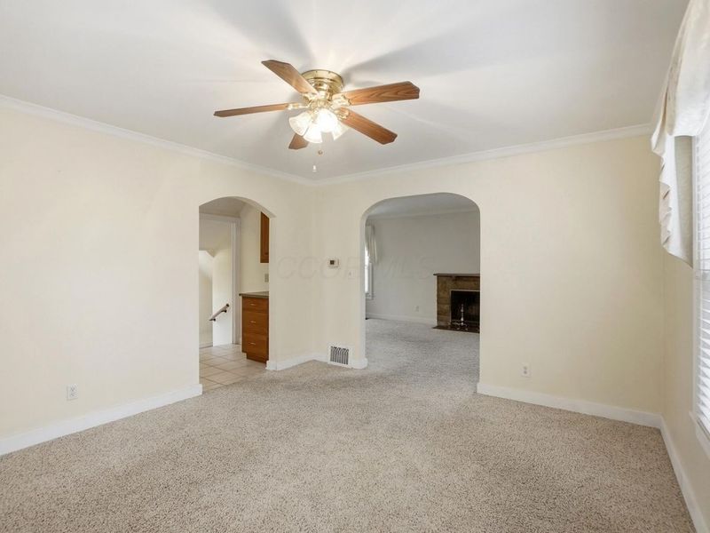 555 E Weber Road, Columbus, OH 43202 Photo 12