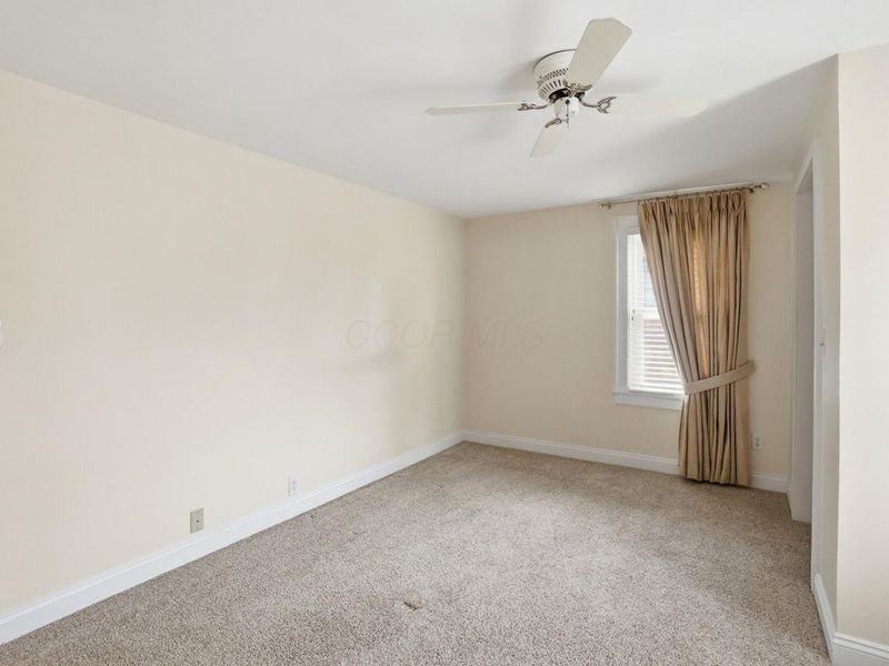 555 E Weber Road, Columbus, OH 43202 Photo 22