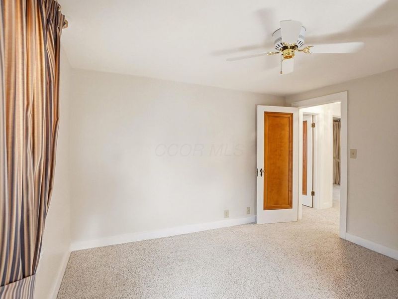 555 E Weber Road, Columbus, OH 43202 Photo 27