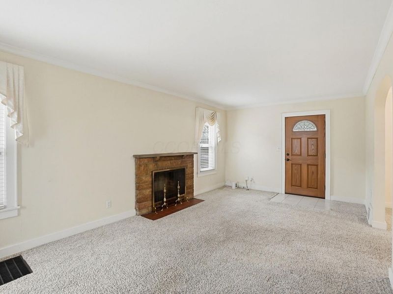 555 E Weber Road, Columbus, OH 43202 Photo 6