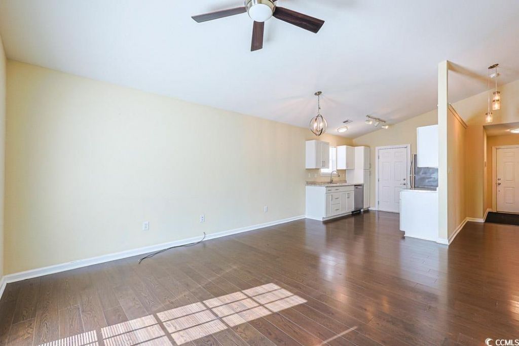 833 Silver Crest Dr. Photo 5