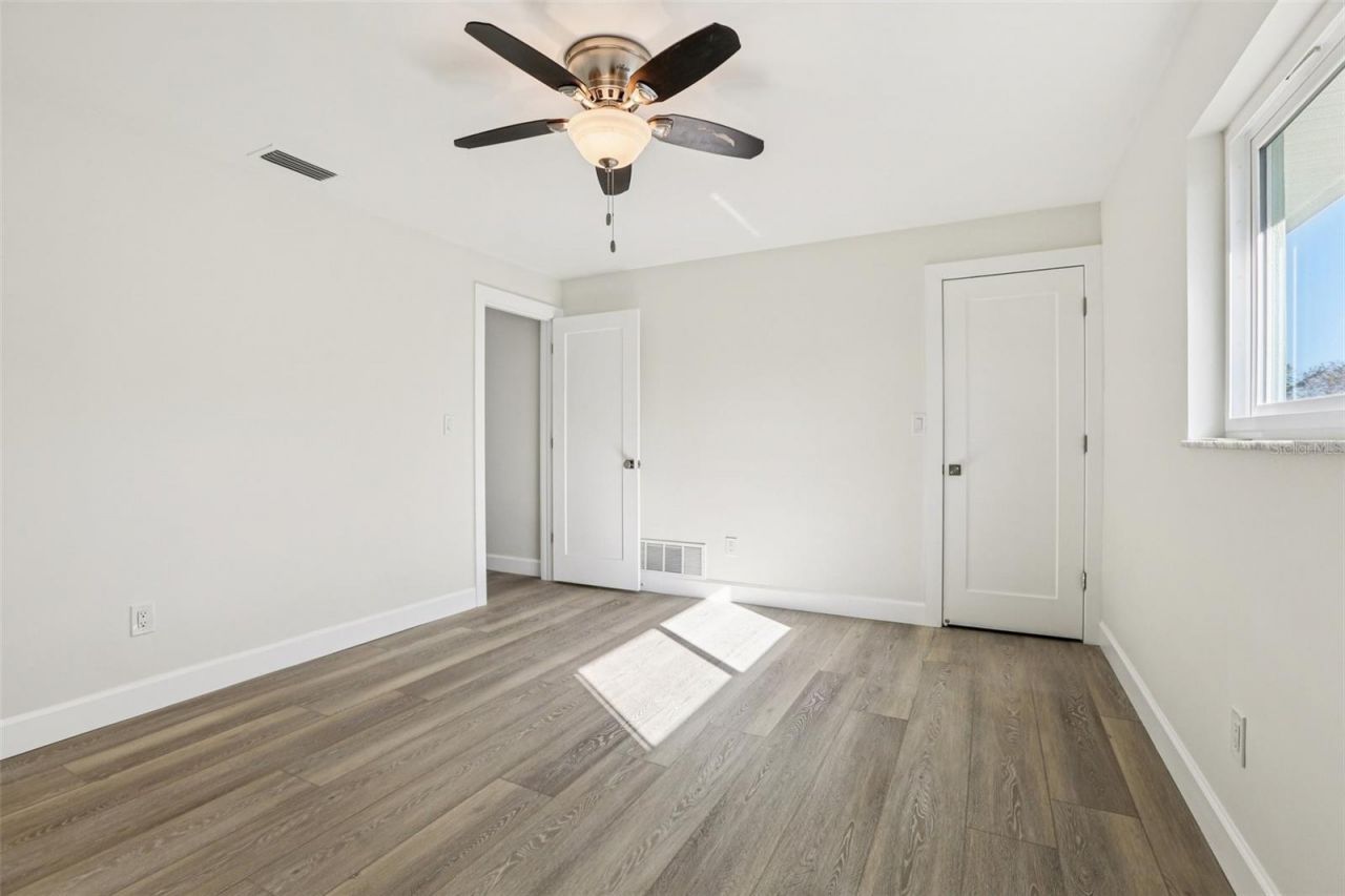 6251 18th Street Ne, Saint Petersburg, FL 33702 Photo