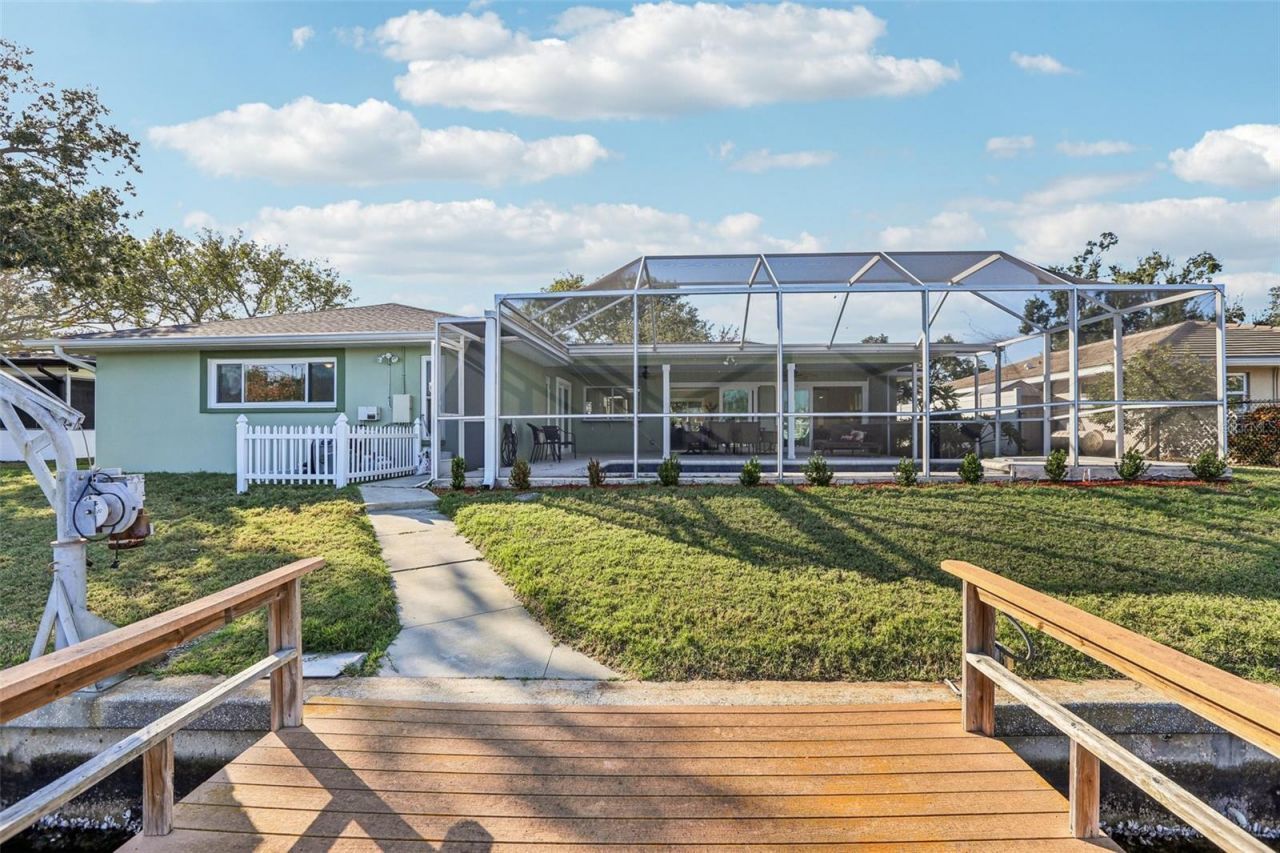 6251 18th Street Ne, Saint Petersburg, FL 33702 Photo