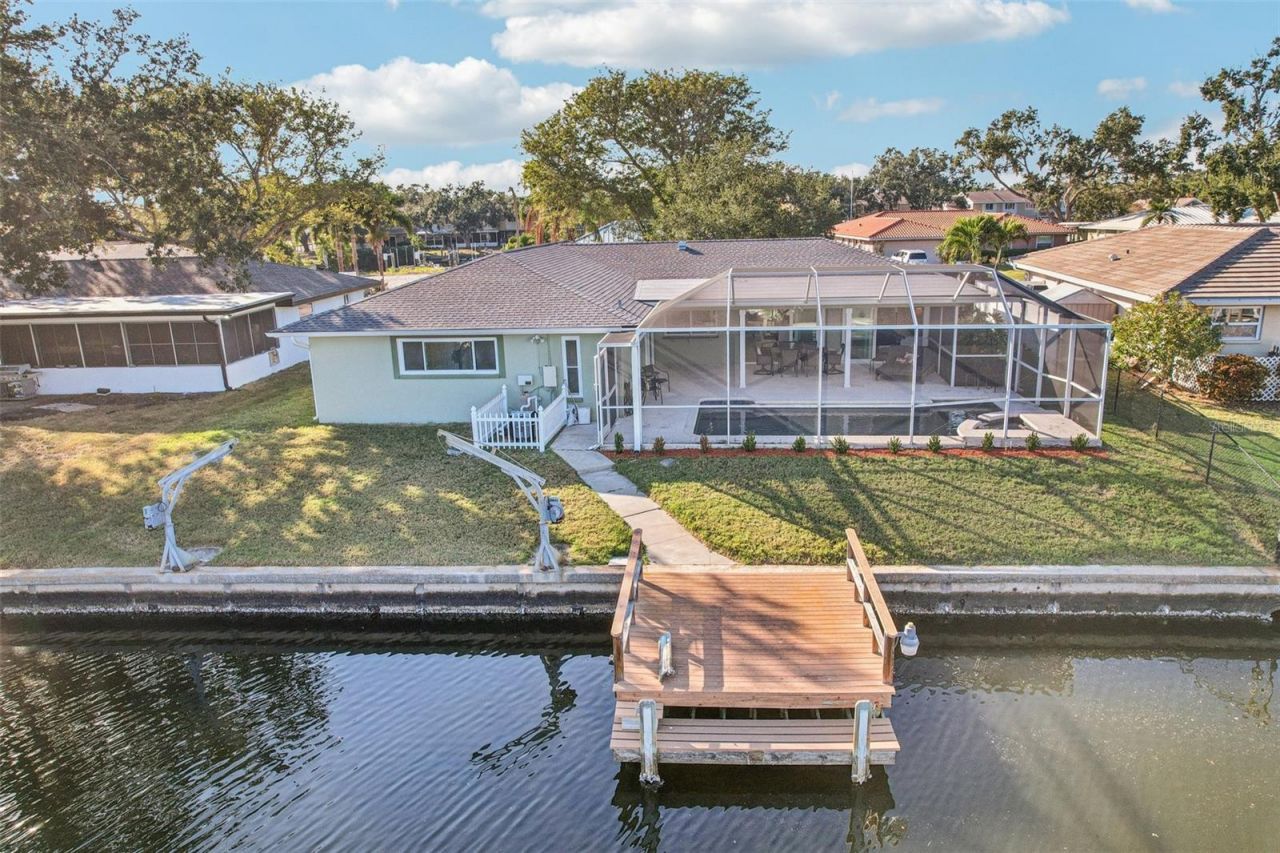 6251 18th Street Ne, Saint Petersburg, FL 33702 Photo