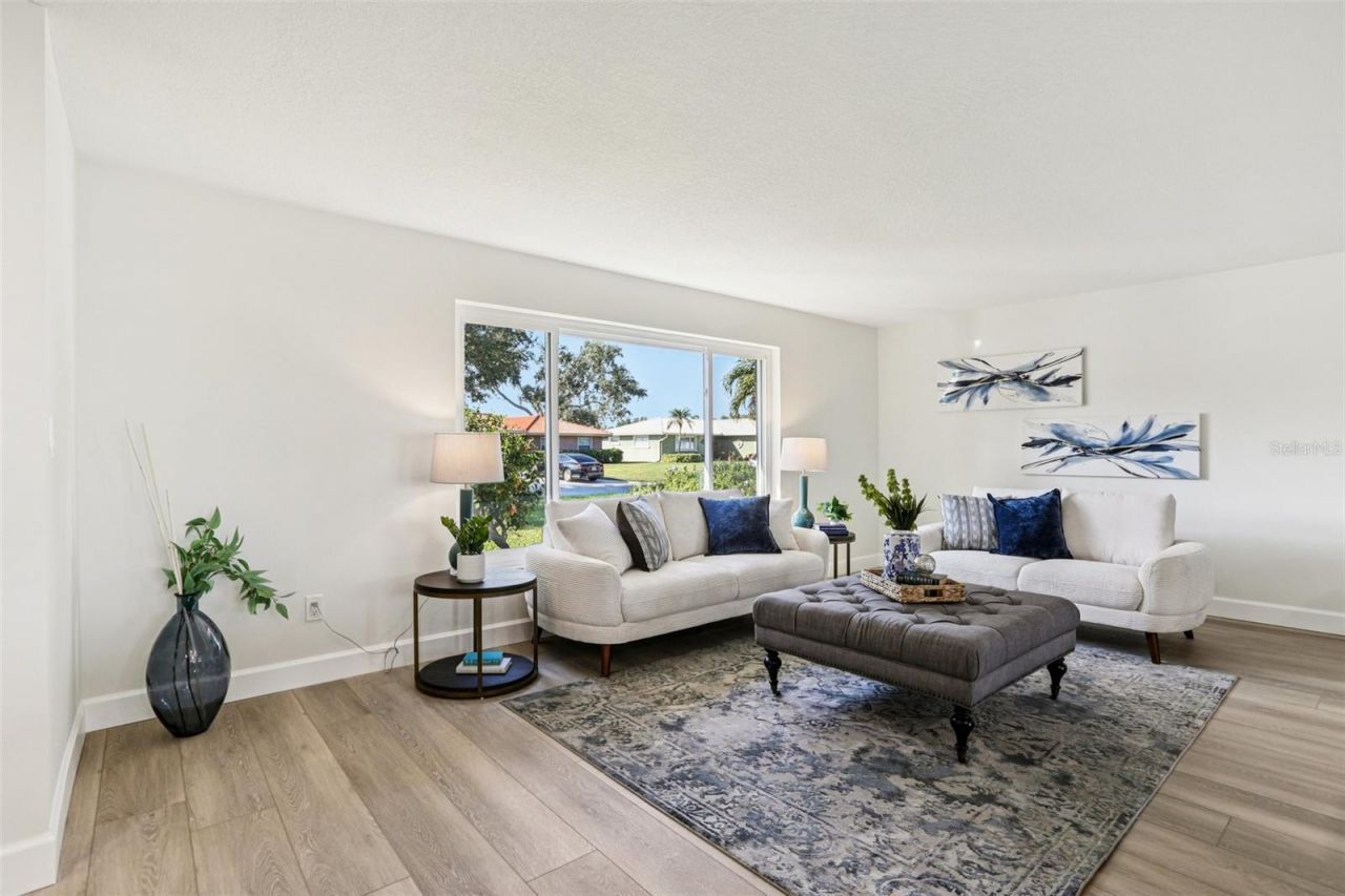 6251 18th Street Ne, Saint Petersburg, FL 33702 Photo