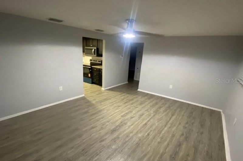 8911 N Willow Avenue, Tampa, FL 33604 Photo