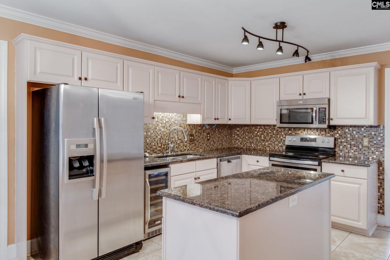 323 Hillridge Way Photo 10