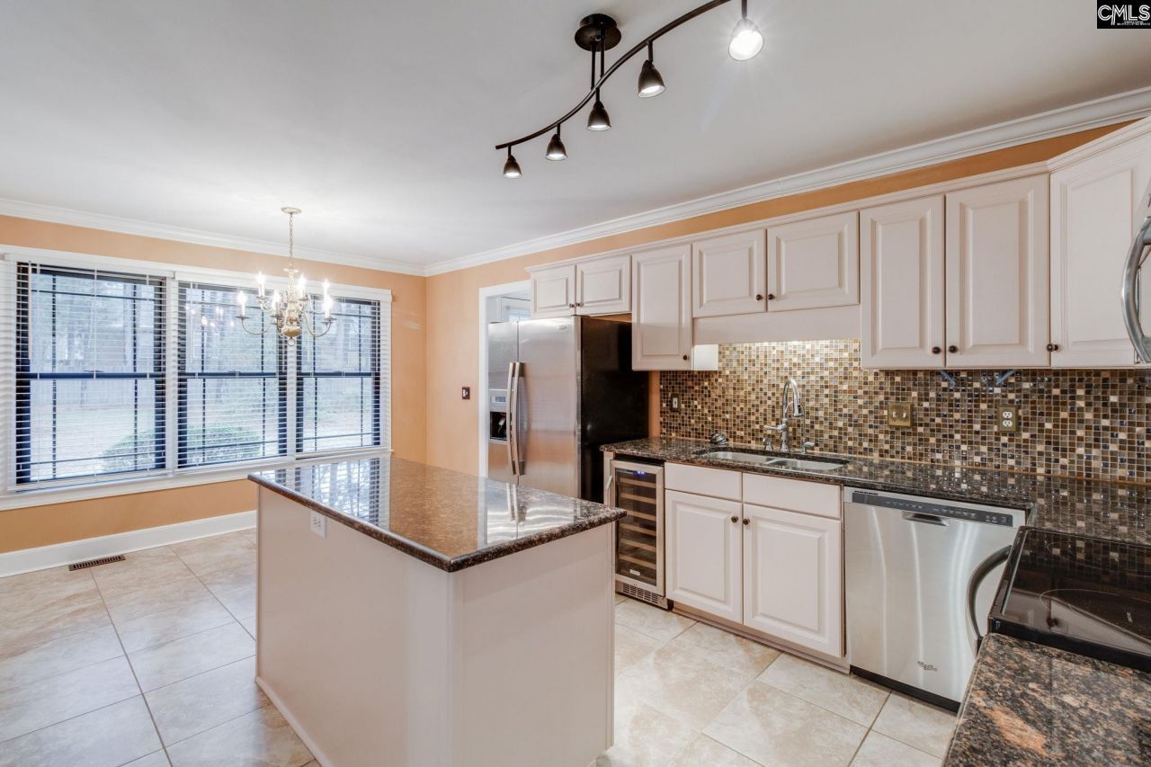 323 Hillridge Way Photo 11