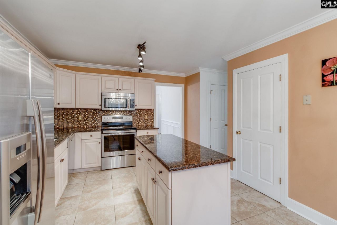 323 Hillridge Way Photo 13