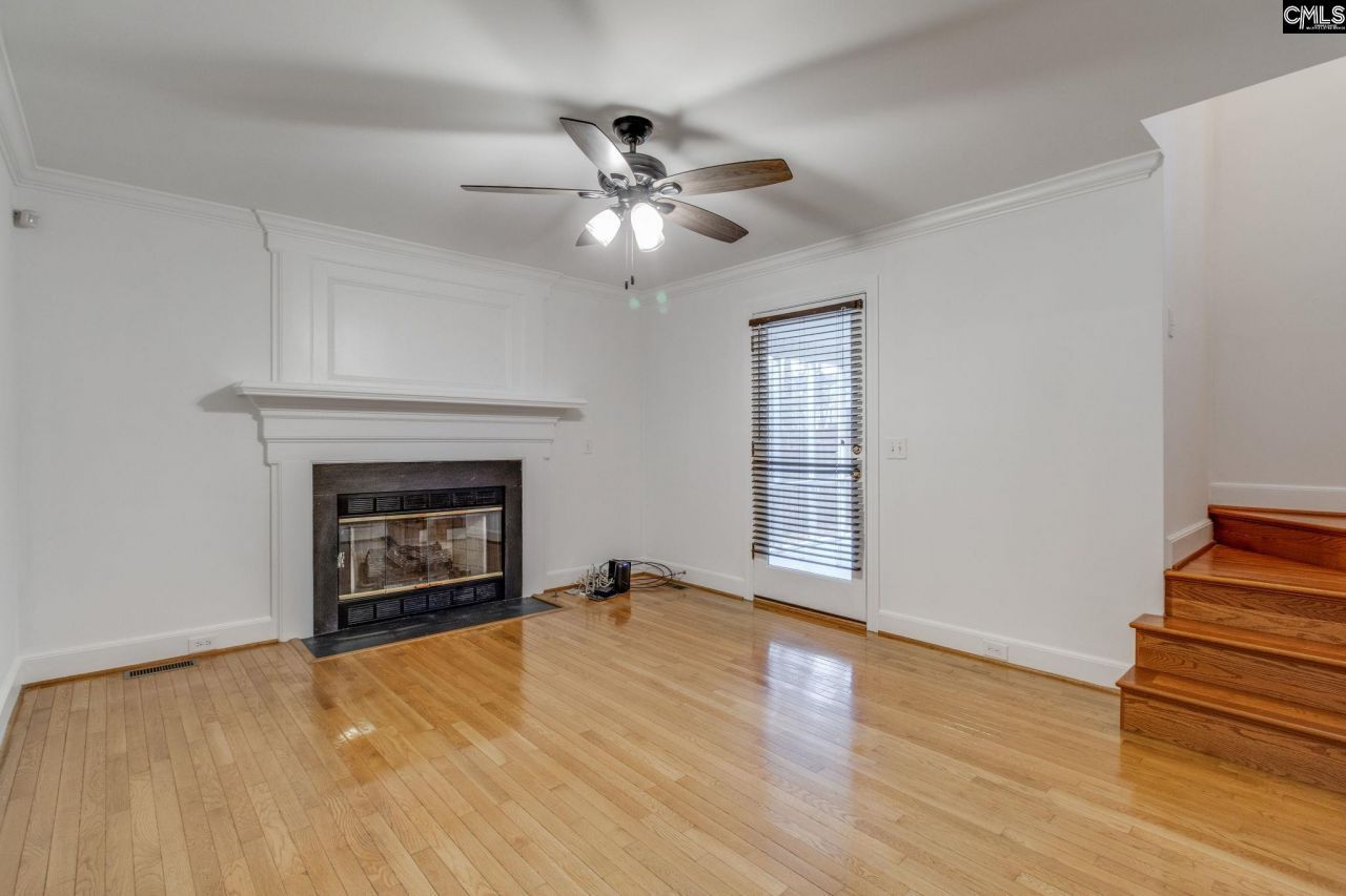 323 Hillridge Way Photo 15