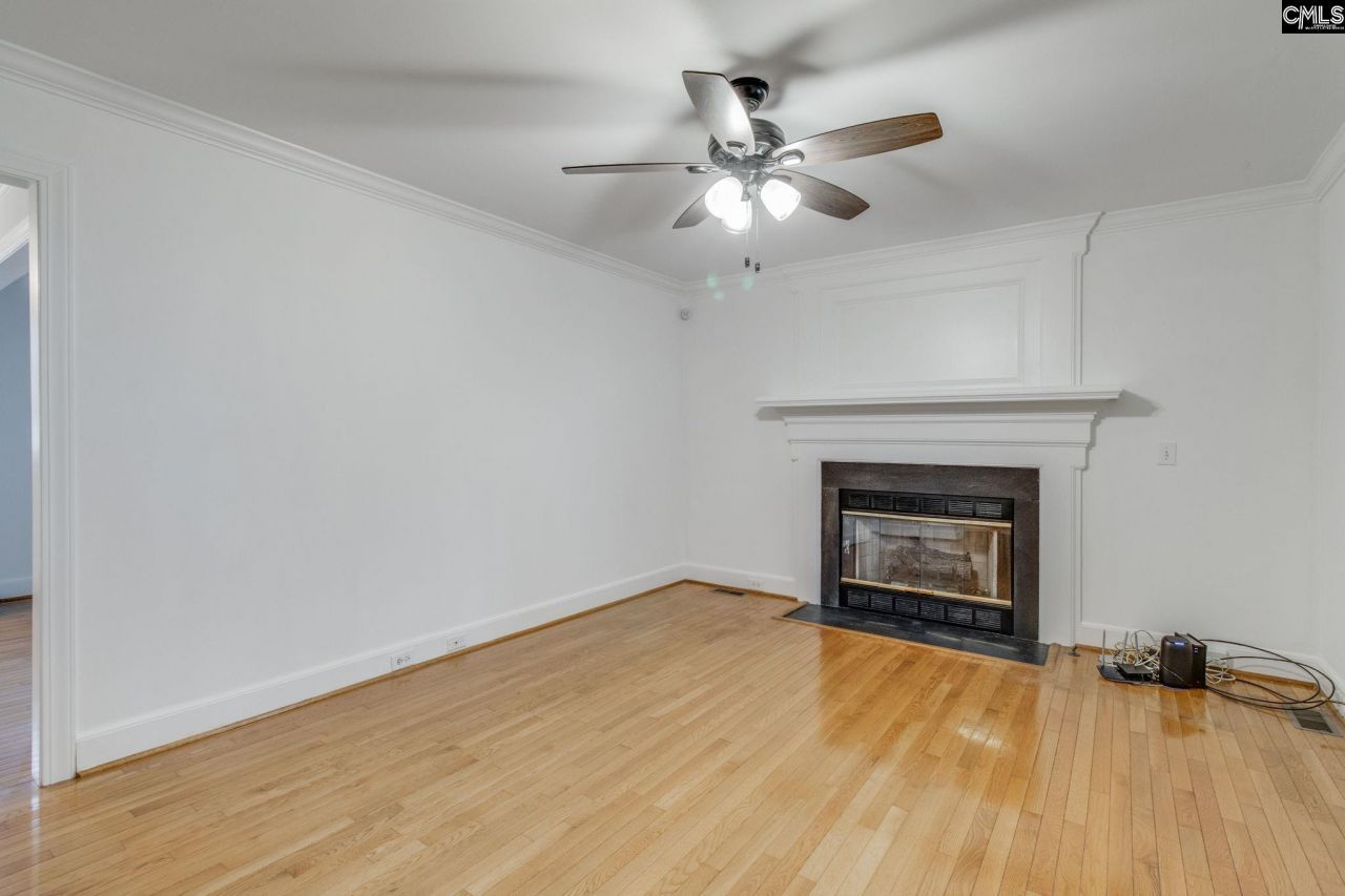 323 Hillridge Way Photo 18