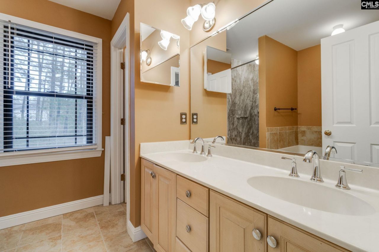 323 Hillridge Way Photo 24