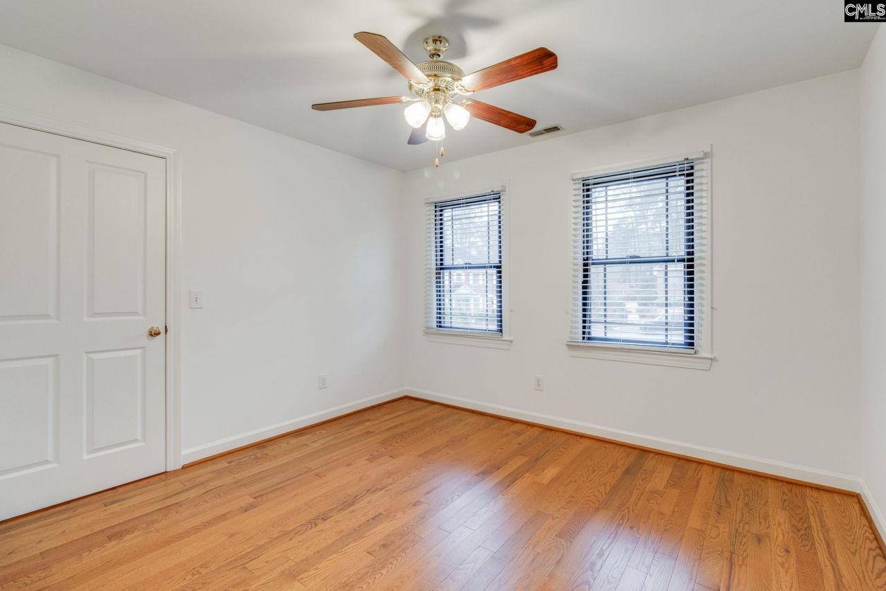 323 Hillridge Way Photo 26