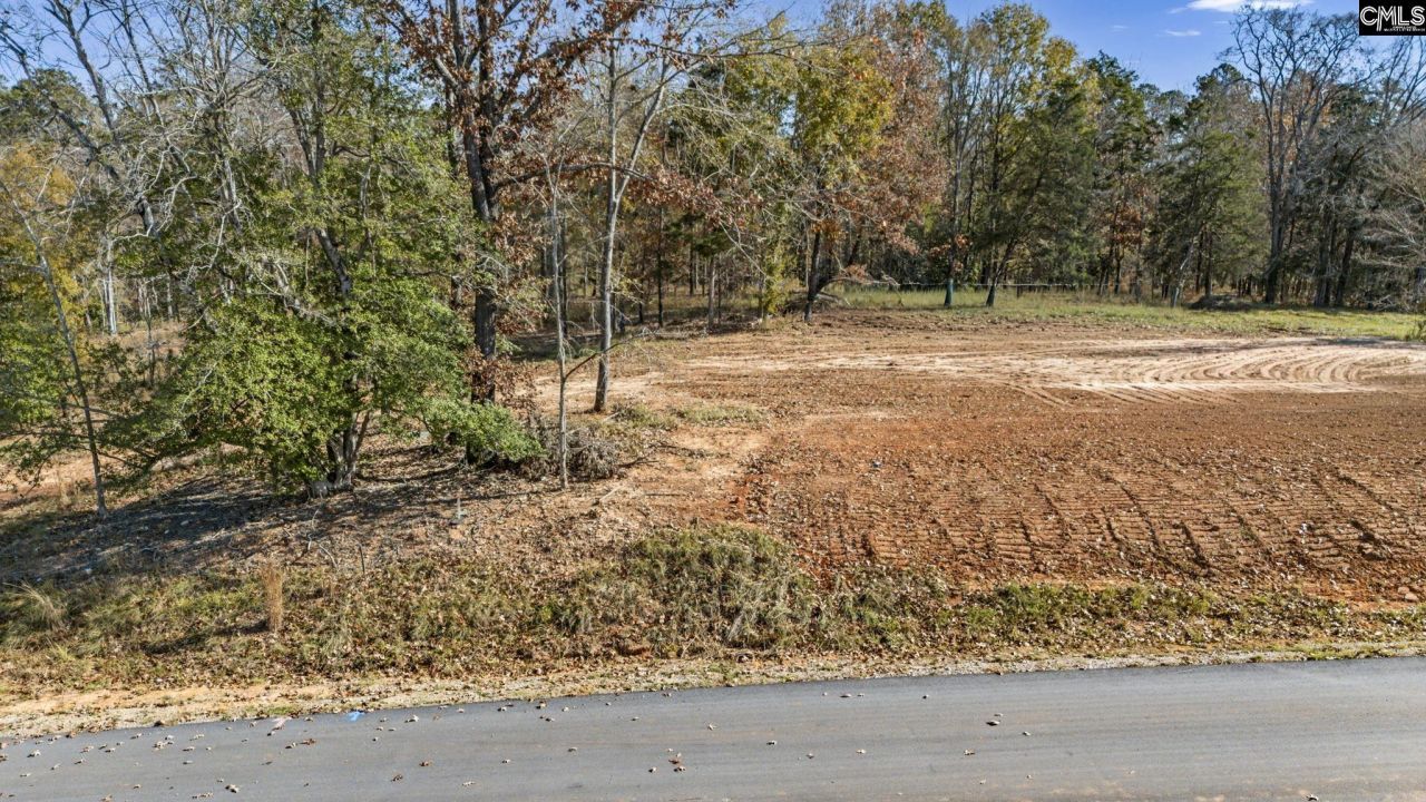 0 Lands Ends Lane Photo 5