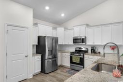 893 Summer Starling Pl. photo 4