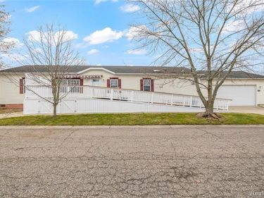 4966 Venice Circle, Salem Twp, MI 48167