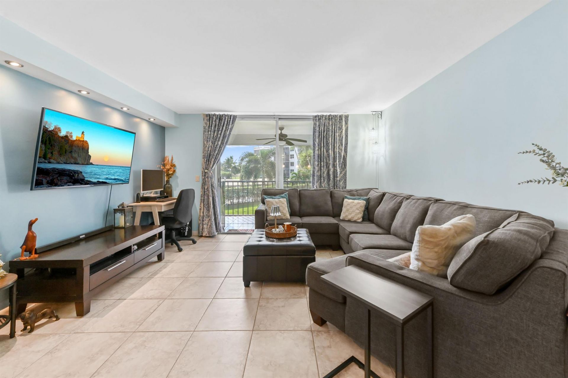 198 NW 67th Street, Unit 207, Boca Raton, FL 33487 Photo