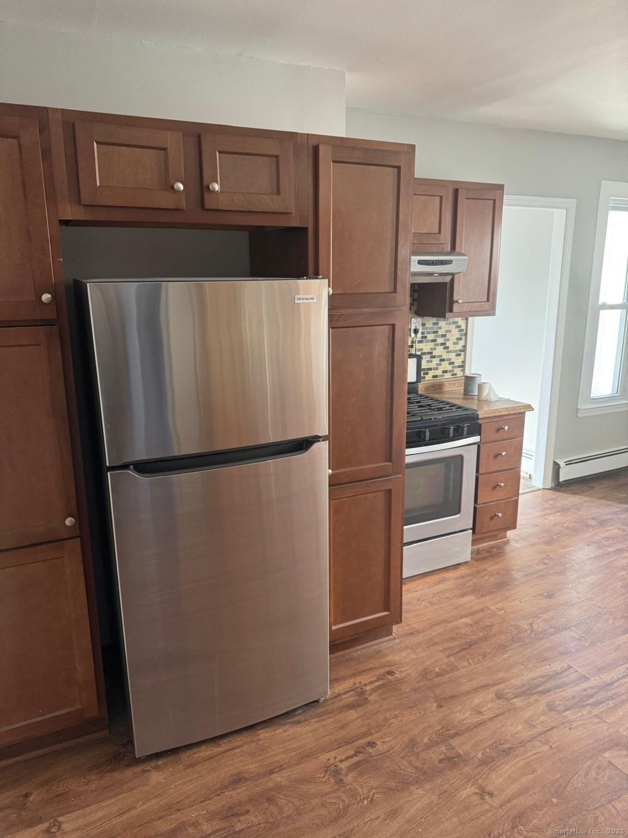 422 Lafayette, Unit 1R, Bridgeport, CT 06604 Main Photo