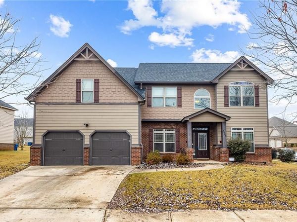 2040 Dickons Garden Lane, Mcdonough, GA 30253