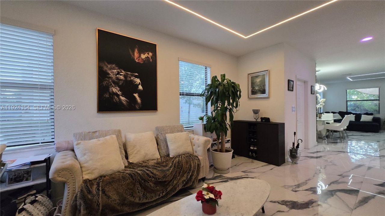 21380 NE 2nd Ct, Miami, FL 33179 Photo