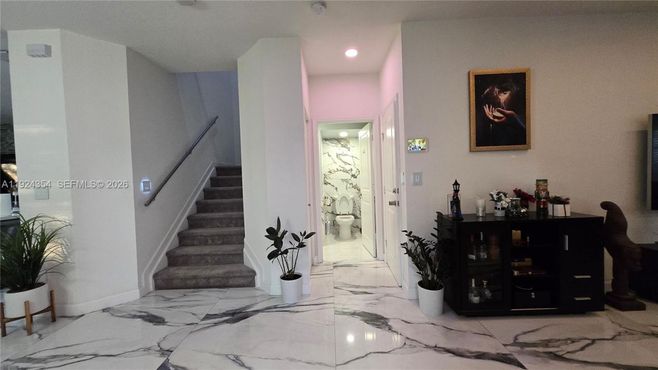 21380 NE 2nd Ct, Miami, FL 33179 Photo