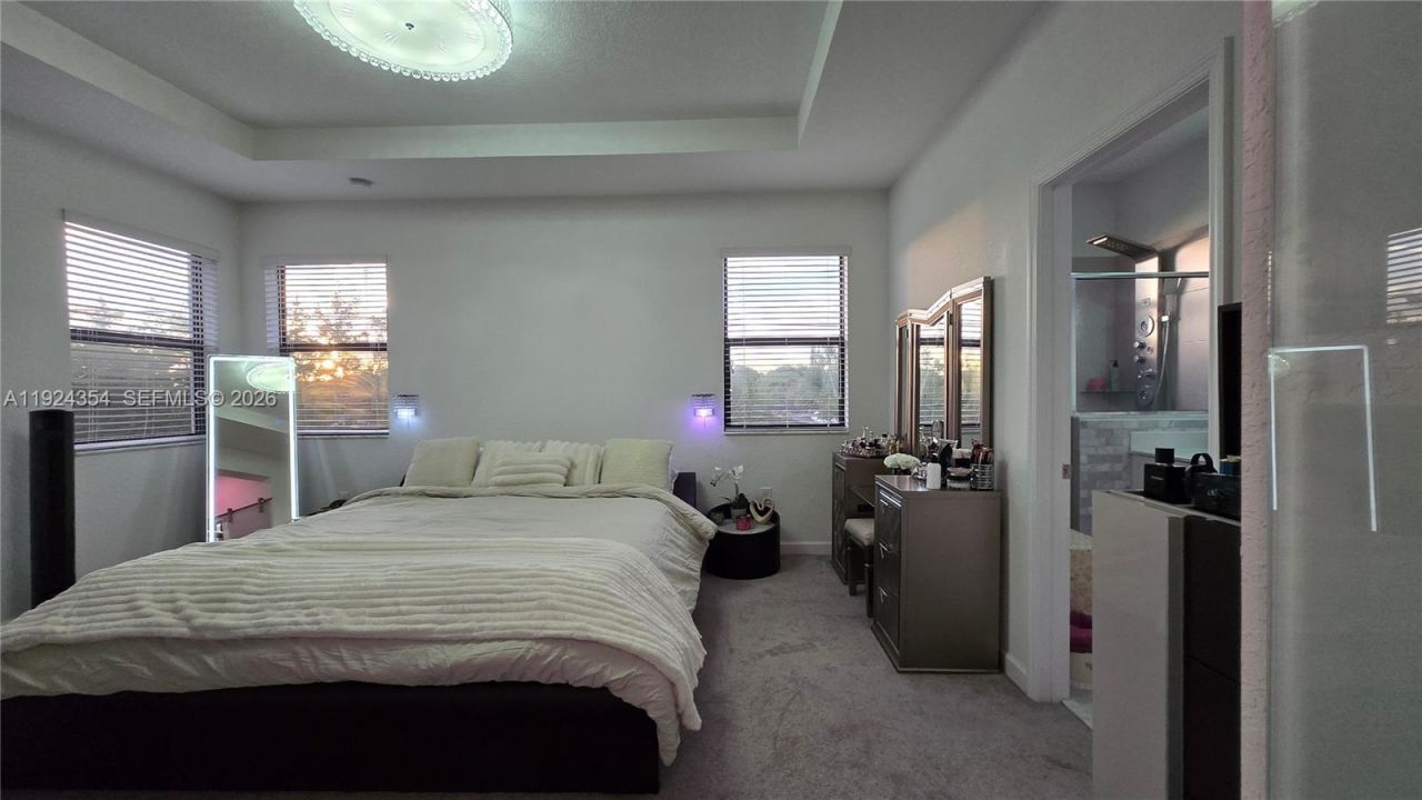 21380 NE 2nd Ct, Miami, FL 33179 Photo