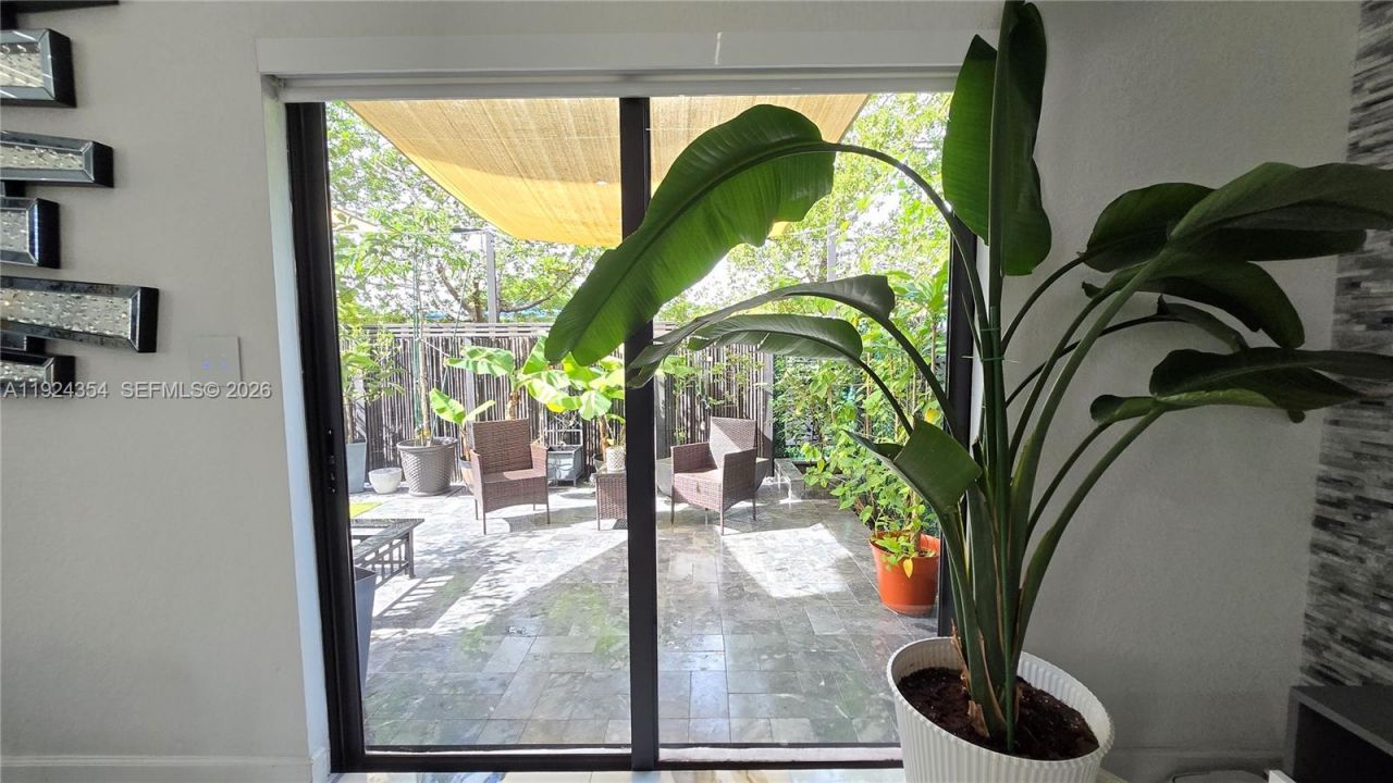 21380 NE 2nd Ct, Miami, FL 33179 Photo