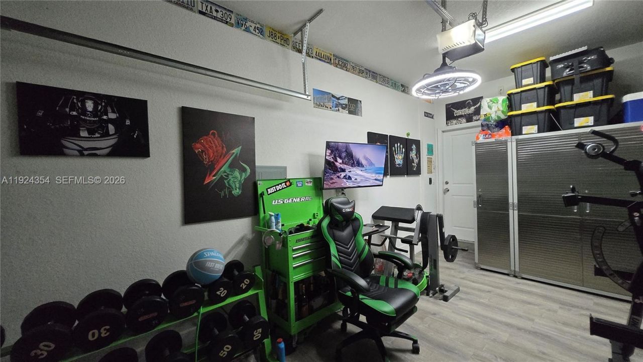 21380 NE 2nd Ct, Miami, FL 33179 Photo