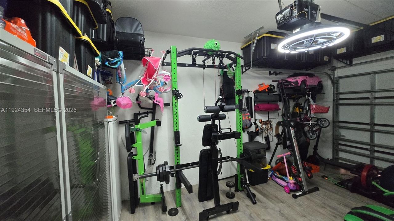 21380 NE 2nd Ct, Miami, FL 33179 Photo