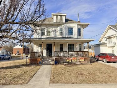 403 E 8th Court, Trenton, MO 64683