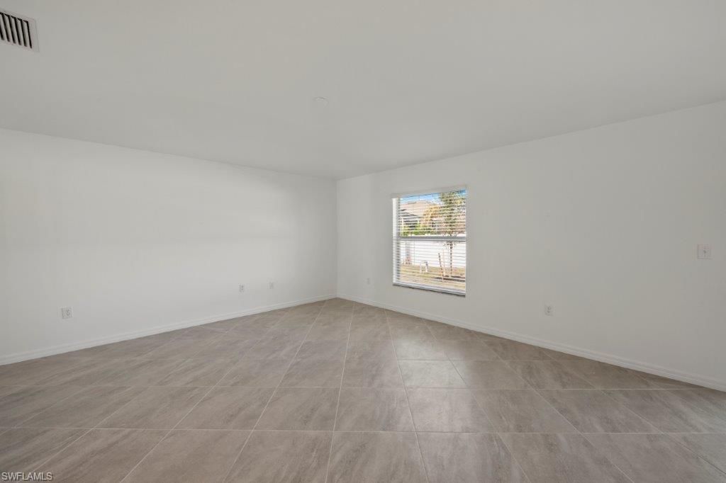 391 Martineau Cir, Lehigh Acres, FL 33936 Photo